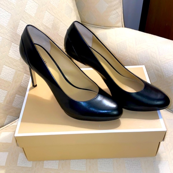 🌸 MICHAEL Michael Kors HEELS - Picture 1 of 11